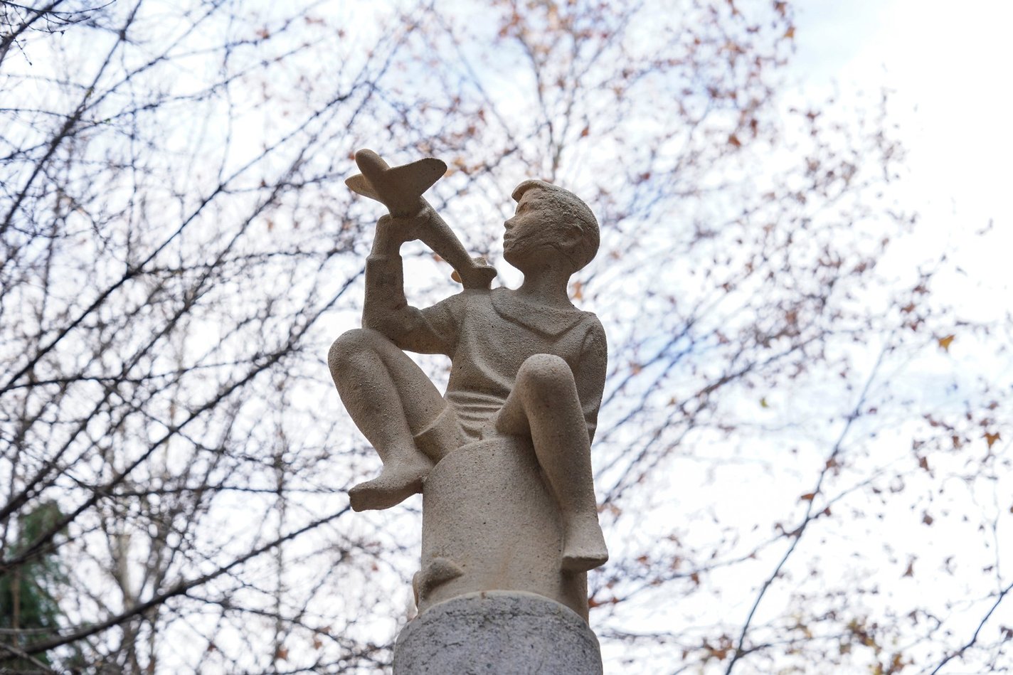 https://salamanca.es/uploads/miniaturas/planesrecomendados/imagendestacada/16/1789544057_ruta_esculturas_salamanca_1424.jpg