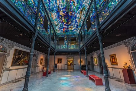 MUSÉE D'ART NOUVEAU ET ART DÉCO. MAISON LIS
