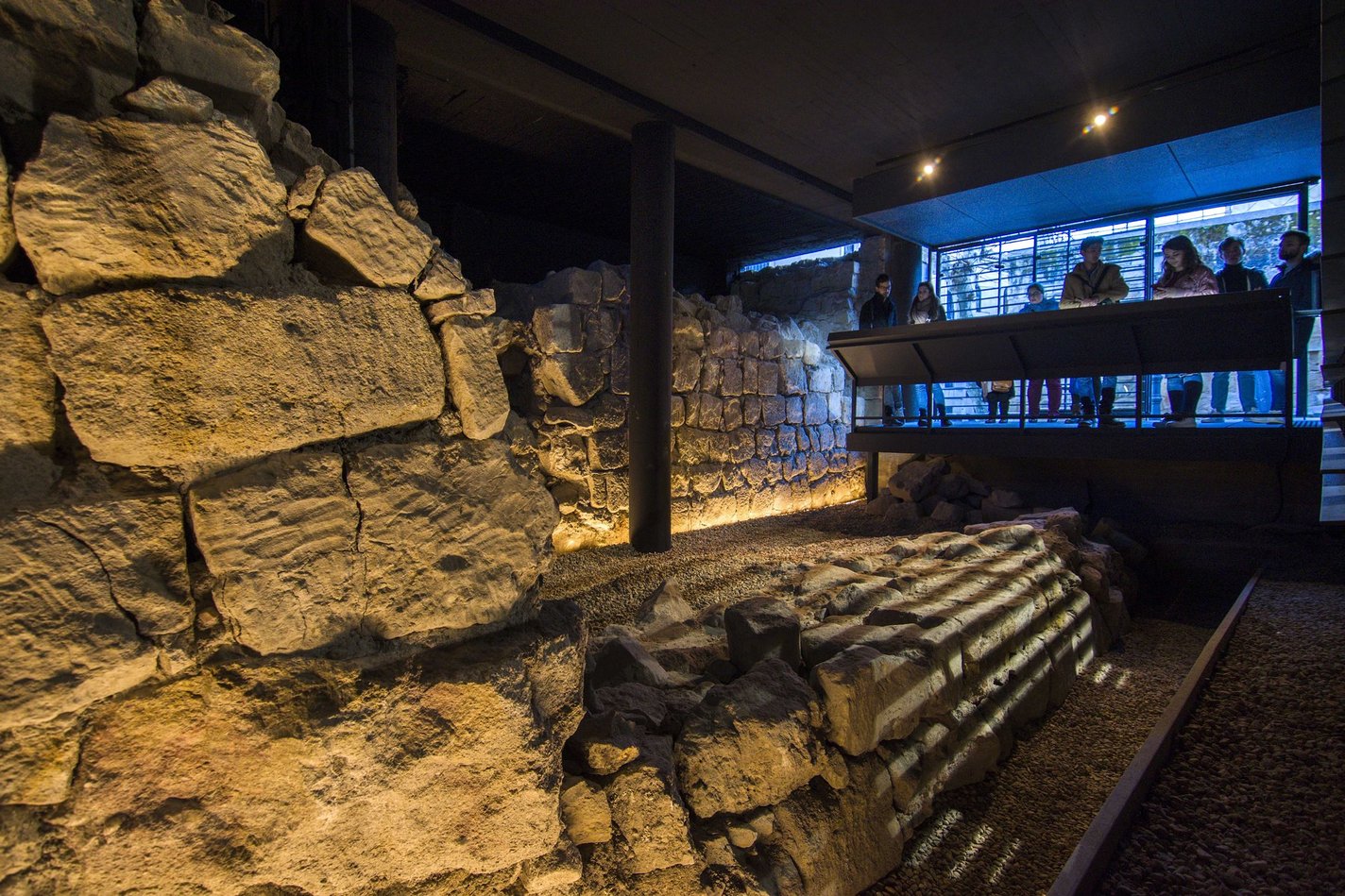 Visita guiada al Centro de Interpretación de las Murallas y Cueva de Salamanca