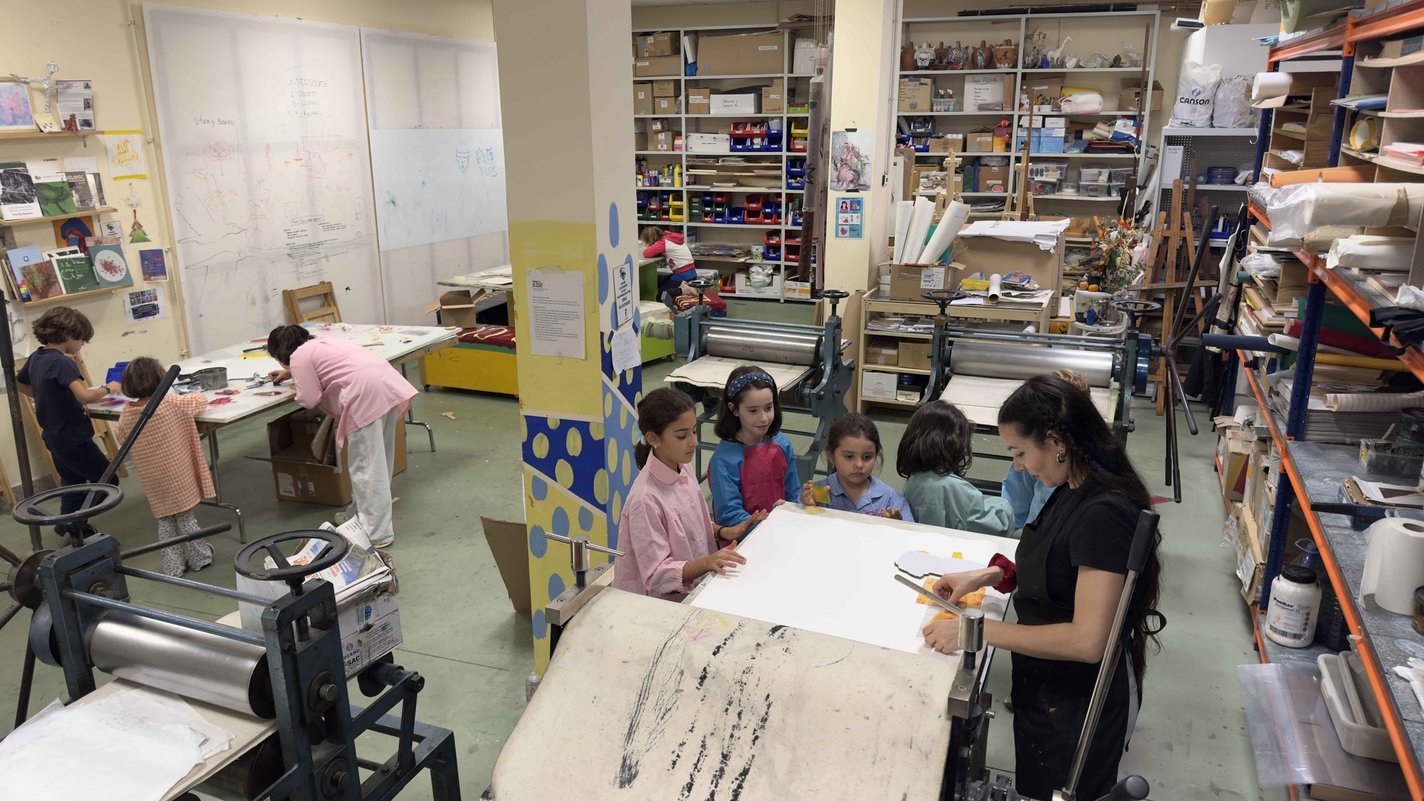 Atelier d'estampage et visite guidée de la Salle d'Exposition de Santo Domingo